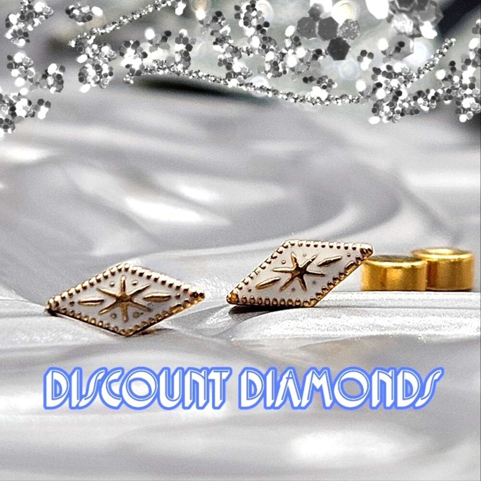 Dainty White 18k Yellow Gold Vintage Diamond Shaped Screw Back Earrings